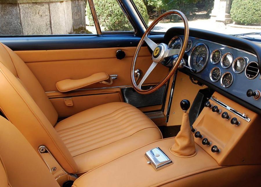  Ferrari 330 America 1963 года  (фото 10 из 23)